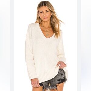 Free People ivory brookside white scoop v neck oversized tunic sweater size XS
